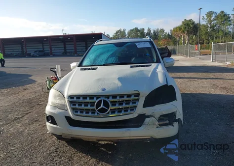 2010 Mercedes-Benz Ml 350 z USA, uszkodzony, nr VIN 4JGBB5GB7AA581253